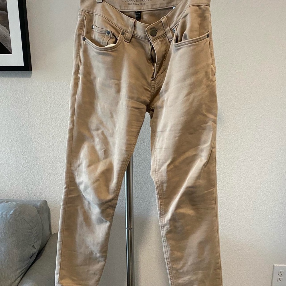 Banana republic traveler pants. 28x28 slim